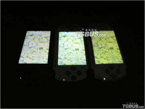 PSP三版本機(jī)器屏幕對(duì)比 電玩巴士PSP中文網(wǎng)