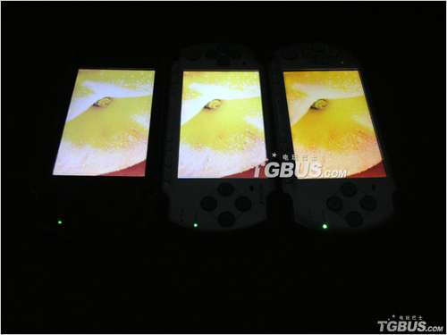 PSP三版本機器屏幕對比 電玩巴士PSP中文網(wǎng)
