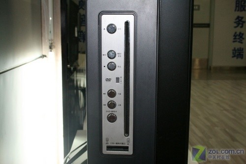 內(nèi)置高清DVD!超強(qiáng)32吋液晶特價(jià)3999元  內(nèi)置高清DVD!超強(qiáng)32吋液晶特價(jià)3999元