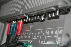 尾貨甩賣 夏普52吋液晶再降1000促銷  尾貨甩賣 夏普52吋液晶再降1000促銷