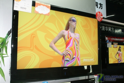 配備USB接口 超強(qiáng)47吋液晶狠降500元  配備USB接口 超強(qiáng)47吋液晶狠降500元