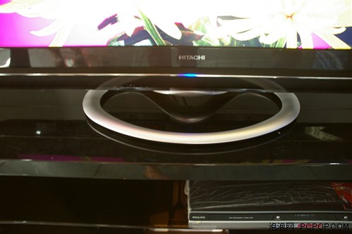 首次破萬銷售 日立42吋超薄液晶狂降