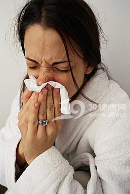 女人夏季怎樣喝水會(huì)更好