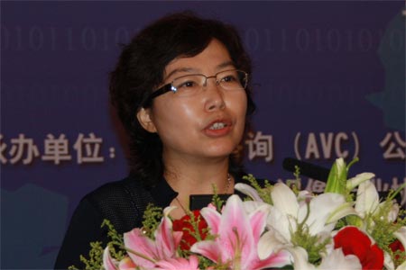 科技時(shí)代_圖文:工信部運(yùn)行檢測(cè)協(xié)調(diào)局高素梅副局長(zhǎng)致辭