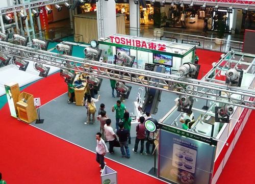 東芝數(shù)碼家電節(jié)開幕—暨東芝環(huán)保展廳全國巡回展正式啟動  東芝數(shù)碼家電節(jié)開幕—暨東芝環(huán)保展廳全國巡回展正式啟動