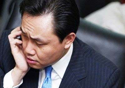 黃光裕獄中發(fā)連環(huán)訴訟令 逼“三聯(lián)”讓出商標(biāo) 黃光裕獄中發(fā)連環(huán)訴訟令 逼“三聯(lián)”讓出商標(biāo)