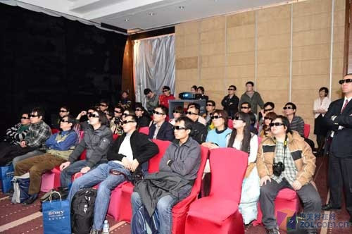 3D 1080p家用投影索尼VPL-VW90ES上市