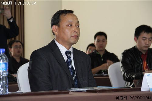 三星投影機:專訪產品經理項滔