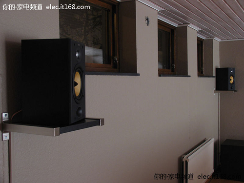 音箱:B&W DM600系列