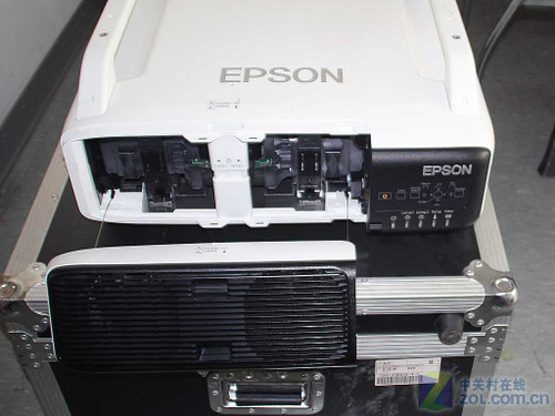 WUXGAҺͶӰC Z8000WUDp 