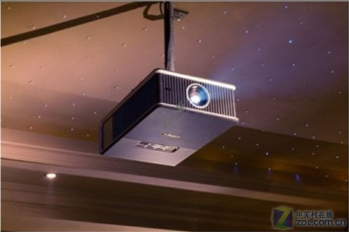 價(jià)錢能買寶馬 看成功人士建70平米影院(圖片稍后添加)