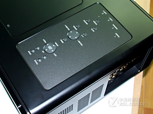 雙燈雙色輪 工程投影機麗訊D5500上市