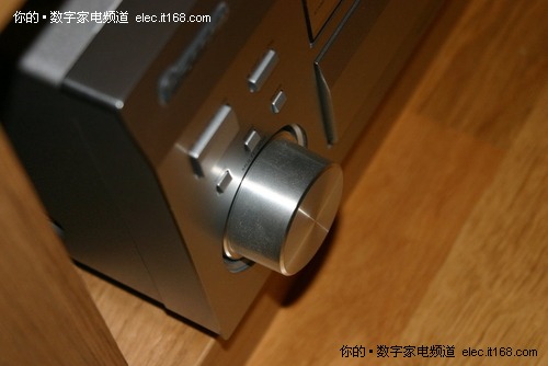 中端之選 先鋒VSX-AX5Ai功放