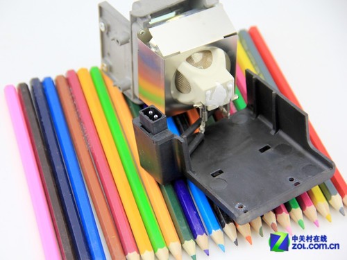 由表及里 明基MW767商教投影構(gòu)造拆解